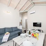 Sia Villa *