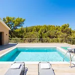 Villa Sia Trapezaki (Kefalonia)