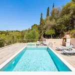 Sia Villa